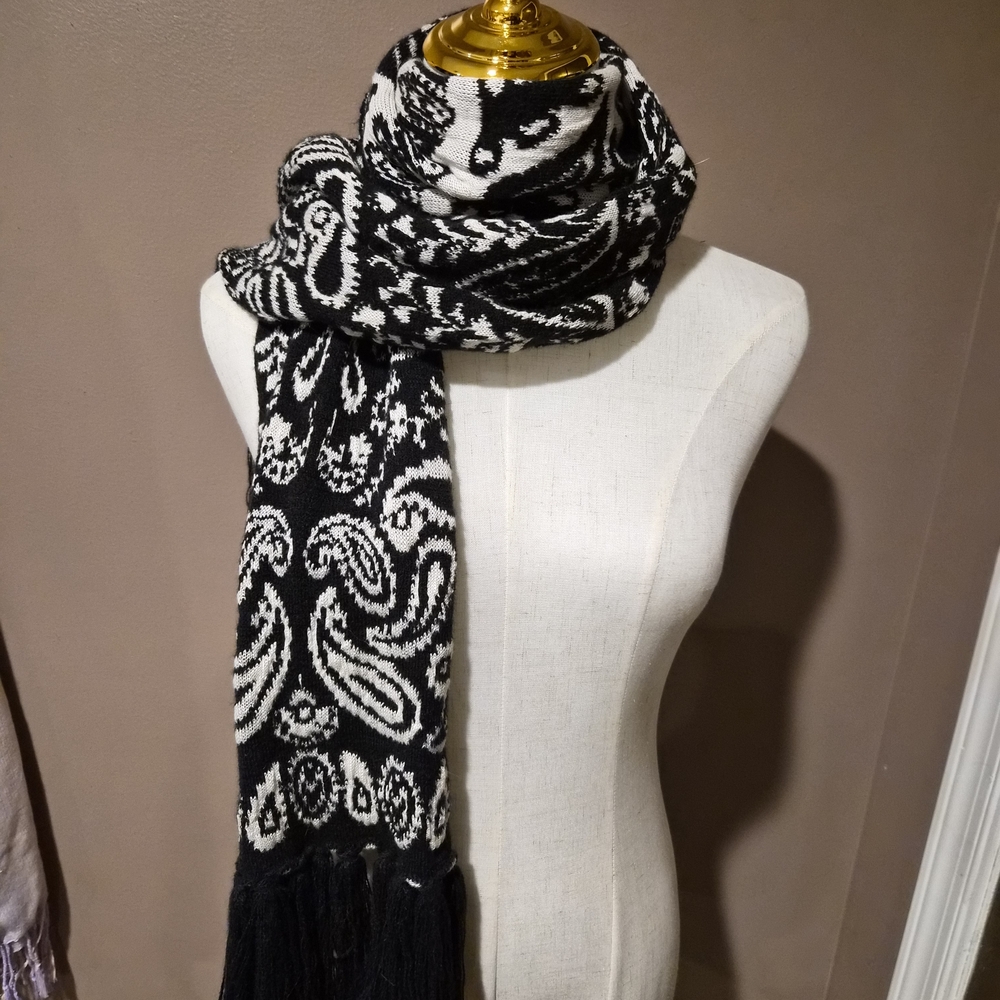 Lauren Ralph Lauren Black and White Patterned Scarf